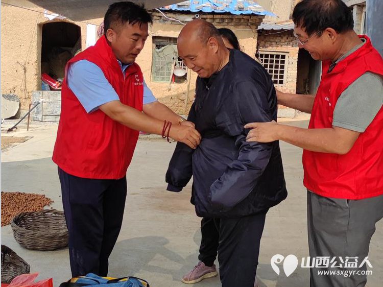长治市圆梦公益协会邀请您参与我们的七月公益活动,共同为社会传递温暖与关爱慰问四户贫困户 - 第12张 - 山西公益人 长治市圆梦公益协会邀请您参与我们的七月公益活动,共同为社会传递温暖与关爱慰问四户贫困户 - 第12张