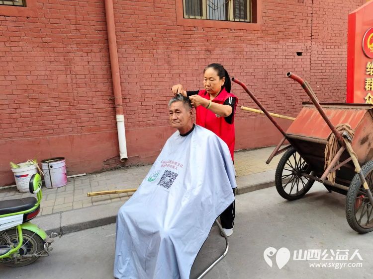 走进连福镇张良村,介休市敬老协会“孝善行”之敬老爱老助老行动爱心理发义诊 - 第10张 - 山西公益人 走进连福镇张良村,介休市敬老协会“孝善行”之敬老爱老助老行动爱心理发义诊 - 第10张