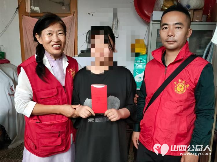 寿阳县卡卡公益志愿者协会爱心人士慷慨解囊积极资助我县12名贫困学生每人1000元 - 第6张