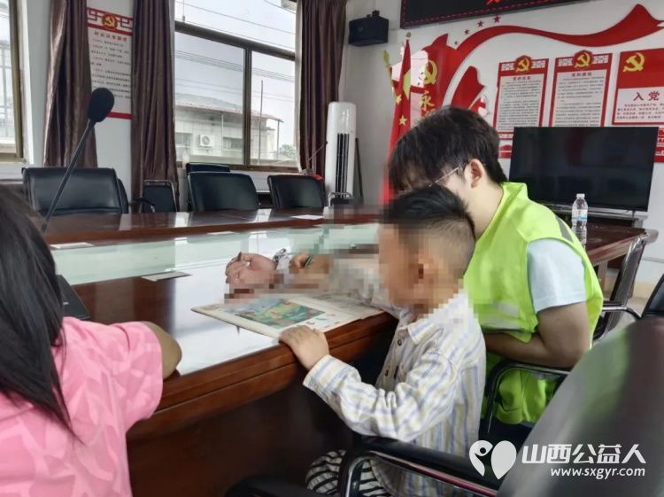 晋中新青年高校志愿者联合服务中心联合山西中医药大学开展“三下乡”助力乡村振兴社会实践活动 - 第6张 - 山西公益人 晋中新青年高校志愿者联合服务中心联合山西中医药大学开展“三下乡”助力乡村振兴社会实践活动 - 第6张