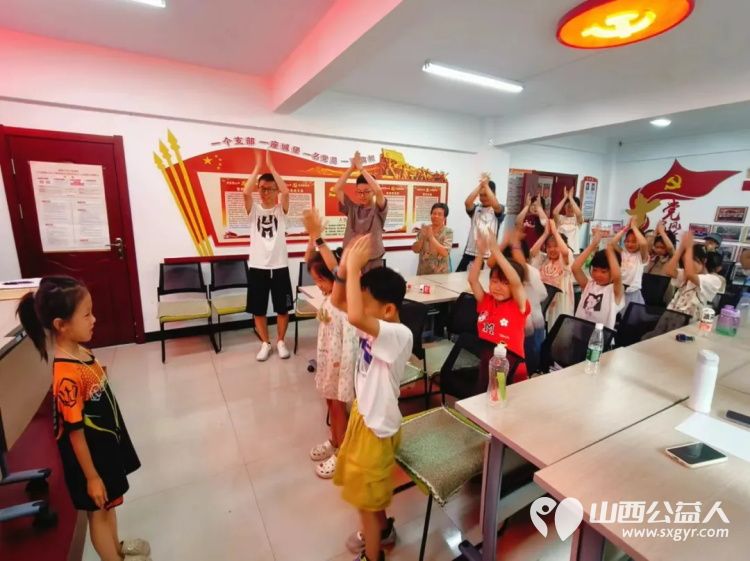 临汾市康庄社区开展以红色教育为主题的绘本阅读活动，在寓教于乐中激发青少年的爱国主义情怀 - 第5张