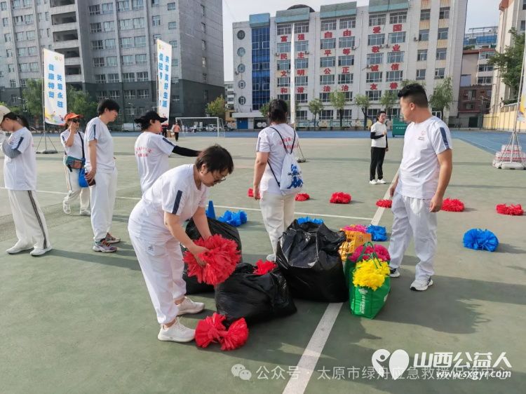 太原市绿舟应急救援促进中心参加山西省第十八次全国特奥日活动绿舟志愿者们协助运动员们一起参与活动 - 第5张 - 山西公益人 太原市绿舟应急救援促进中心参加山西省第十八次全国特奥日活动绿舟志愿者们协助运动员们一起参与活动 - 第5张