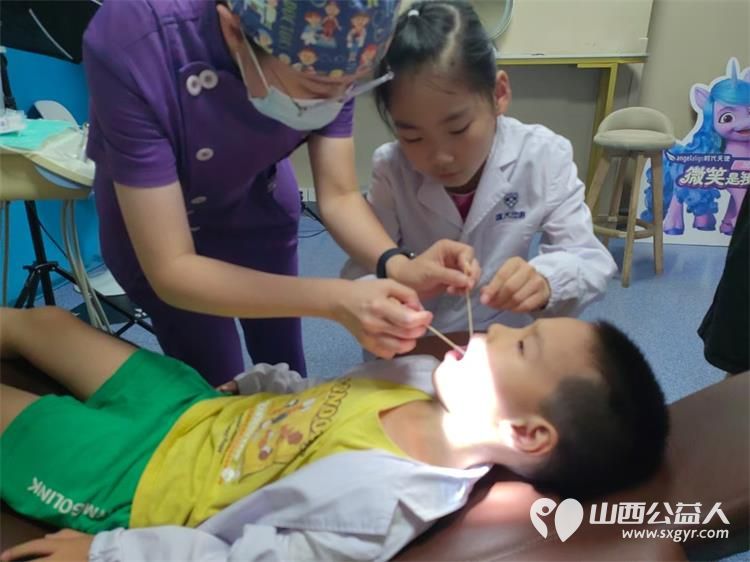 太原市龙城义工组织小志愿者在太原市盛大齿科参加爱齿护齿小牙医研学活动 - 第5张