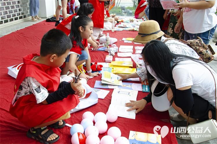 小市场大梦想爱心伴成长 小店区营盘街道南内环街二社区“营在未来”第三届儿童跳蚤市场活动记录 - 第4张