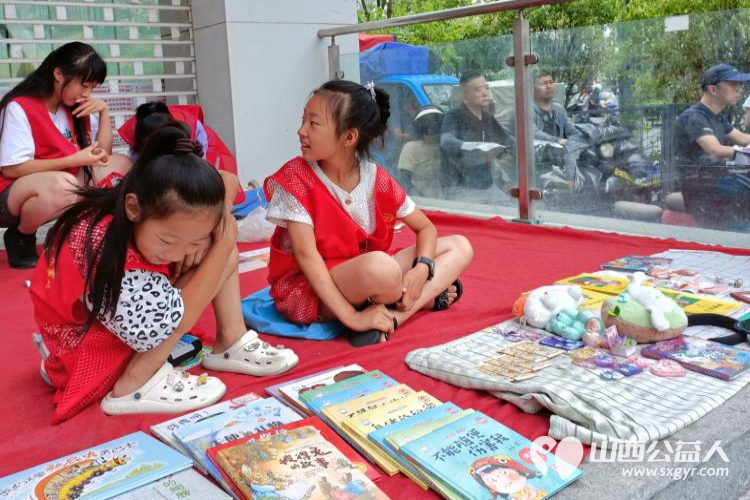 小市场大梦想爱心伴成长 小店区营盘街道南内环街二社区“营在未来”第三届儿童跳蚤市场活动记录 - 第13张