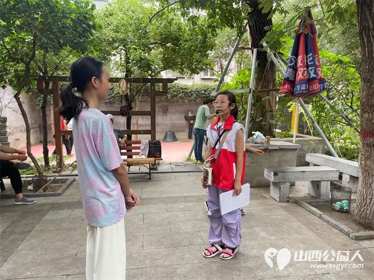 山西省红十字志愿协会小小宣讲员在文瀛公园爱心宣讲知识火花四溅 - 第24张 - 山西公益人 山西省红十字志愿协会小小宣讲员在文瀛公园爱心宣讲知识火花四溅 - 第24张