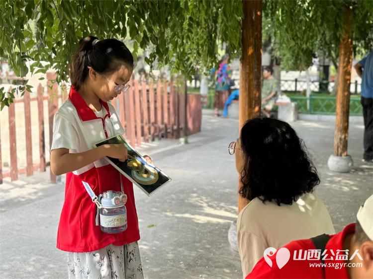 山西省红十字志愿协会小小宣讲员在文瀛公园爱心宣讲知识火花四溅 - 第22张 - 山西公益人 山西省红十字志愿协会小小宣讲员在文瀛公园爱心宣讲知识火花四溅 - 第22张