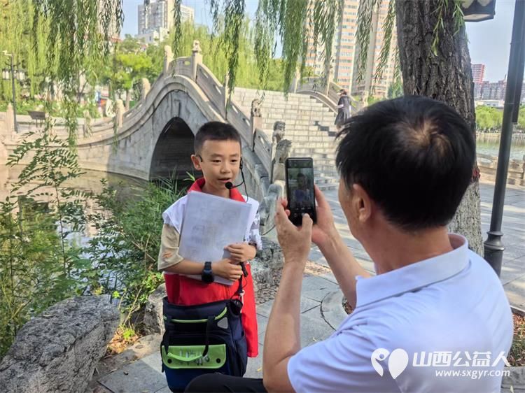 山西省红十字志愿协会小小宣讲员在文瀛公园爱心宣讲知识火花四溅 - 第13张 - 山西公益人 山西省红十字志愿协会小小宣讲员在文瀛公园爱心宣讲知识火花四溅 - 第13张