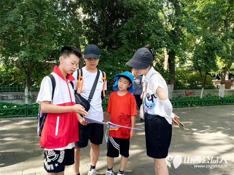 山西省红十字志愿协会小小宣讲员在文瀛公园爱心宣讲知识火花四溅 - 第12张 - 山西公益人 山西省红十字志愿协会小小宣讲员在文瀛公园爱心宣讲知识火花四溅 - 第12张