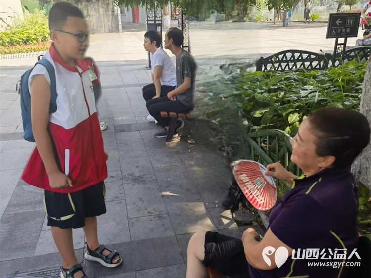 文瀛公园爱心宣讲 山西省红十字志愿者协会的小小宣讲员们化身为小小文化传播者向我们展示着知识的力量与爱的传递 - 第15张 - 山西公益人 文瀛公园爱心宣讲 山西省红十字志愿者协会的小小宣讲员们化身为小小文化传播者向我们展示着知识的力量与爱的传递 - 第15张