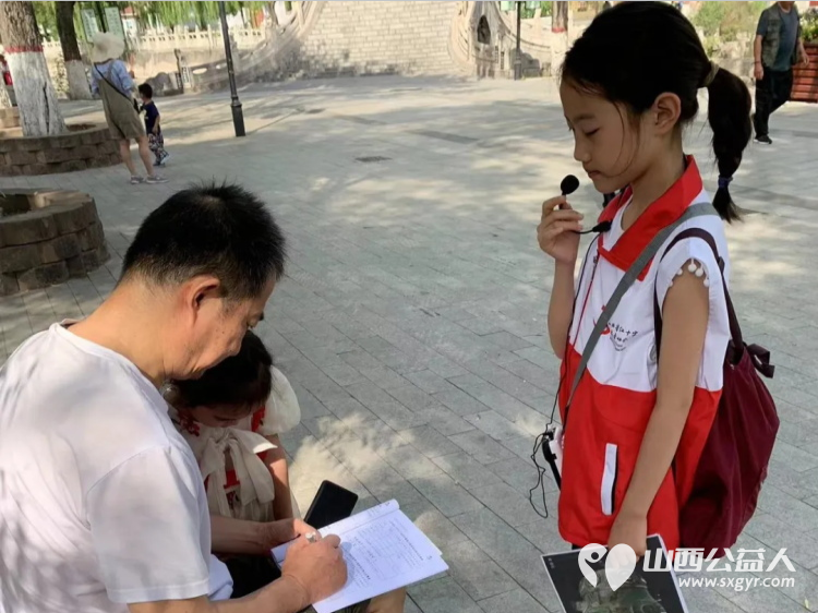 文瀛公园爱心宣讲 山西省红十字志愿者协会的小小宣讲员们化身为小小文化传播者向我们展示着知识的力量与爱的传递 - 第10张 - 山西公益人 文瀛公园爱心宣讲 山西省红十字志愿者协会的小小宣讲员们化身为小小文化传播者向我们展示着知识的力量与爱的传递 - 第10张