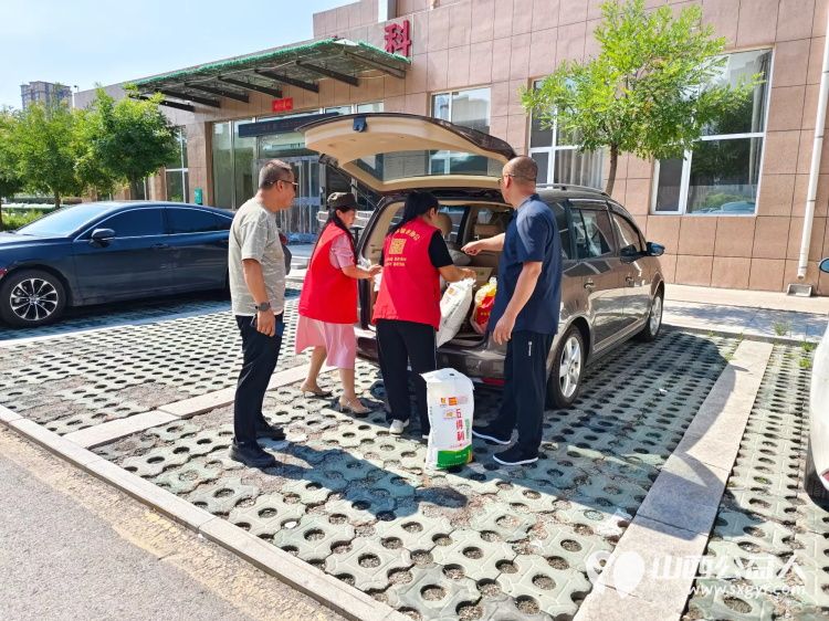 介休市退役军人事务局介休市敬老协会联合举办八一慰问活动走入各街道乡镇抗美援朝老军人家中为他们每人送去慰问品米面油 - 第7张 - 山西公益人 介休市退役军人事务局介休市敬老协会联合举办八一慰问活动走入各街道乡镇抗美援朝老军人家中为他们每人送去慰问品米面油 - 第7张