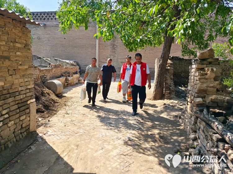 介休市退役军人事务局介休市敬老协会联合举办八一慰问活动走入各街道乡镇抗美援朝老军人家中为他们每人送去慰问品米面油 - 第13张 - 山西公益人 介休市退役军人事务局介休市敬老协会联合举办八一慰问活动走入各街道乡镇抗美援朝老军人家中为他们每人送去慰问品米面油 - 第13张