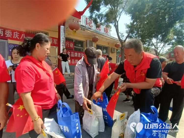 清徐县阳光益佳退役军人爱心驿站在集义乡东辽西村举办崇尚英雄----迎八一慰问百名退役军人活动 - 第15张