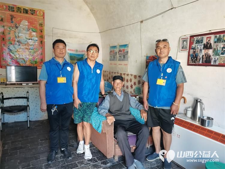 老兵你好！长治小雨点公益志愿者协会来到上党区苏店镇西贾村看望抗美援朝老兵 - 第6张