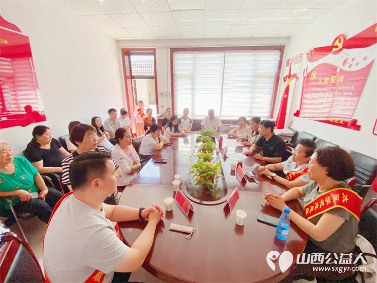 太原学花志愿服务中心和山西省健康管理有限公司承办的健康百场公益巡讲走基层活动在娄烦县各社区举行 - 第6张