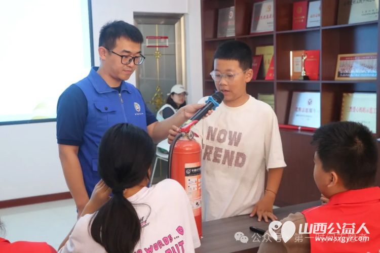 运城市盐湖区第一时间志愿者协会开展“消防安全 守护阳光家园”未成年人安全教育活动 - 第5张 - 山西公益人 运城市盐湖区第一时间志愿者协会开展“消防安全 守护阳光家园”未成年人安全教育活动 - 第5张