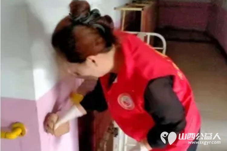 介休市北关街道彦博路社区志愿者协会去福源老年公寓开展“爱心陪伴 温情传递”志愿活动 - 第13张 - 山西公益人 介休市北关街道彦博路社区志愿者协会去福源老年公寓开展“爱心陪伴 温情传递”志愿活动 - 第13张