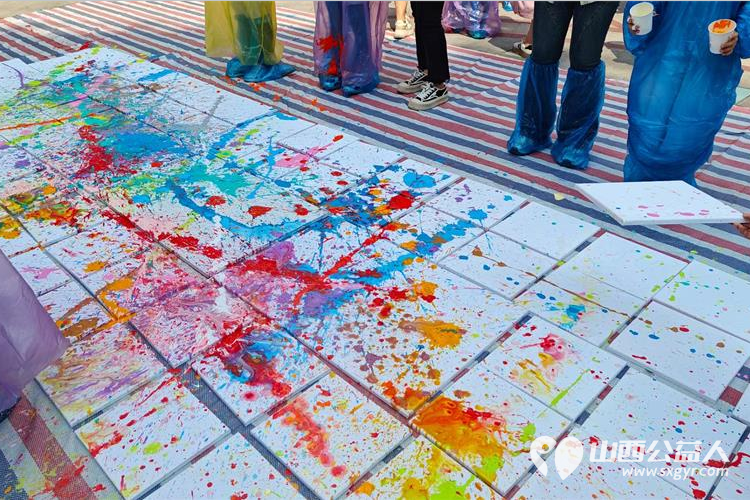 太原市安健儿公益服务中心孤独症孩子们在泰享里举办大型泼彩画艺术活动的成果 - 第8张