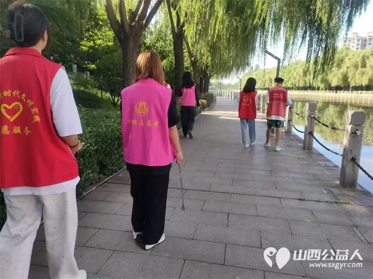 文水县爱心帮扶志愿者协会组织志愿者开展新时代文明实践活动继续在文峪河捡拾垃圾 - 第21张