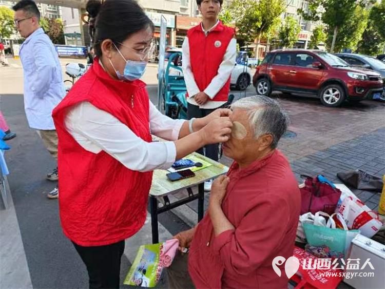 健康活动暖人心 介休市敬老协会志愿者在西关街道馨园路社区爱心理发免费义诊 - 第28张 - 山西公益人 健康活动暖人心 介休市敬老协会志愿者在西关街道馨园路社区爱心理发免费义诊 - 第28张