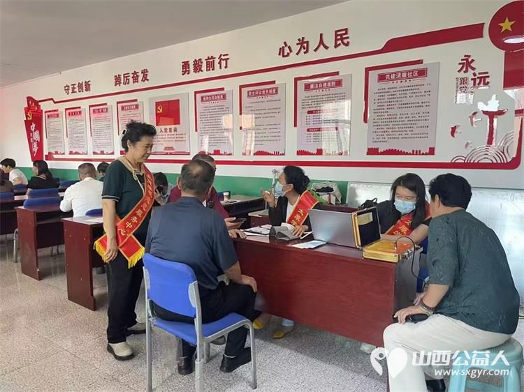 太原学花志愿服务中心承办的《改变生活方式，让您更健康》百场公益走基层活动在古交市西曲社区、东曲社区、青年路社区举行 - 第6张