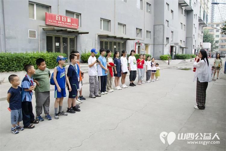 小店区营盘街道南内环街二社区举行了“营在未来”未成年人“暑期收获,才艺飞扬”主题成果展示暨总结表彰大会 - 第11张 - 山西公益人 小店区营盘街道南内环街二社区举行了“营在未来”未成年人“暑期收获,才艺飞扬”主题成果展示暨总结表彰大会 - 第11张