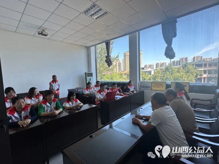 长治正能量公益协会瓦窑沟社区志愿服务团队成立啦!8月28日举办了授牌授旗仪式 - 第5张 - 山西公益人 长治正能量公益协会瓦窑沟社区志愿服务团队成立啦!8月28日举办了授牌授旗仪式 - 第5张