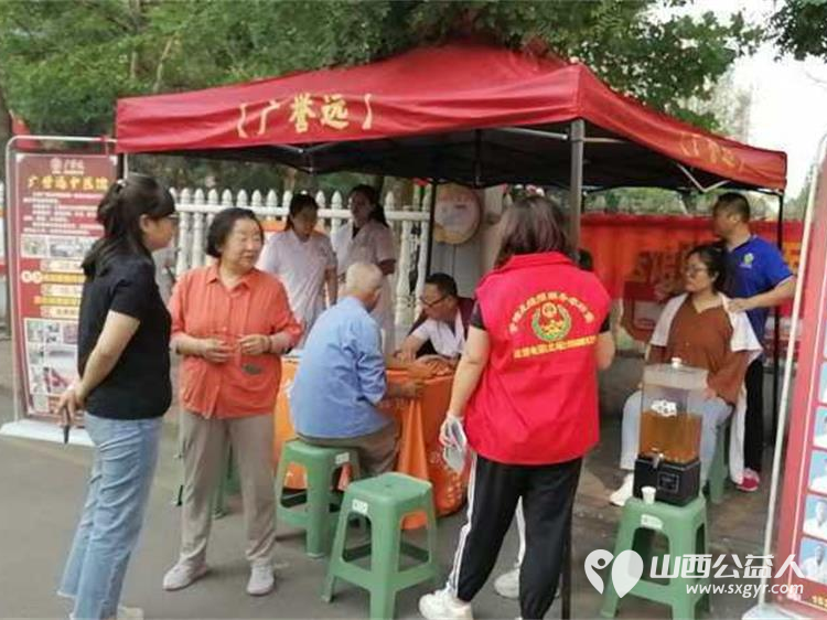 介休市敬老协会志愿服务进社区健康活动暖人心走进北坛街道介公东路社区服务老人 - 第25张 - 山西公益人 介休市敬老协会志愿服务进社区健康活动暖人心走进北坛街道介公东路社区服务老人 - 第25张