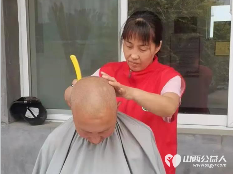 关爱乡村老人为老人们送去社会的温暖与关怀9月7日介休市敬老协会组织敬老爱老助老行动在绵山镇马堡村进行 - 第11张 - 山西公益人 关爱乡村老人为老人们送去社会的温暖与关怀9月7日介休市敬老协会组织敬老爱老助老行动在绵山镇马堡村进行 - 第11张