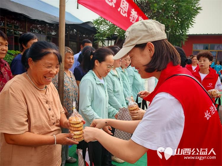 长治圆梦公益协会举办感恩教师传递爱与温暖活动向黎城县博爱特殊教育学校的校长和老师们献上我们的一份关爱和感激 - 第56张