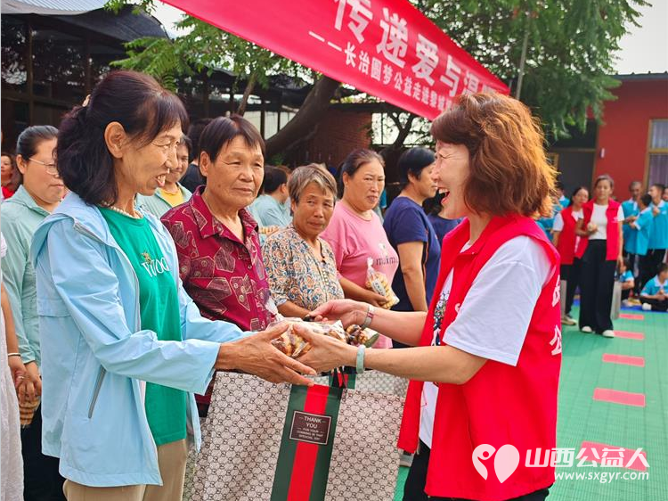 长治圆梦公益协会举办感恩教师传递爱与温暖活动向黎城县博爱特殊教育学校的校长和老师们献上我们的一份关爱和感激 - 第43张