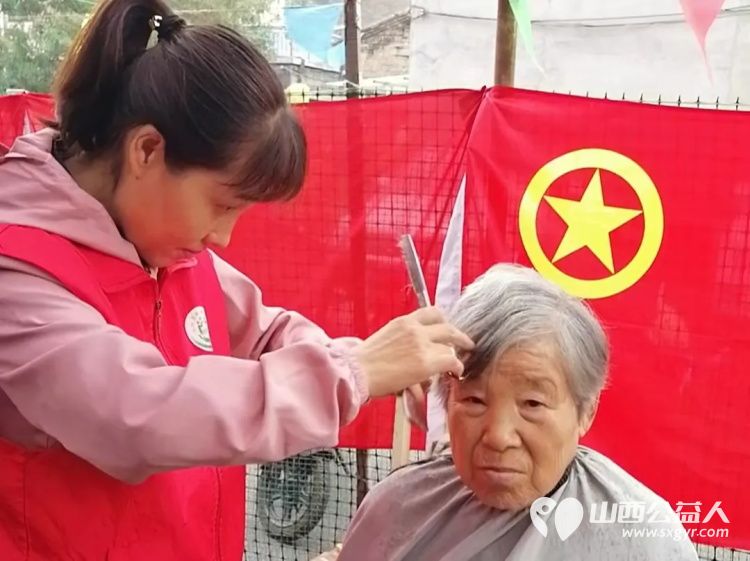 志愿服务进社区9月11日介休市敬老协会组织志愿者走进东南街道南大街社区爱心理发健康义诊服务活动 - 第35张 - 山西公益人 志愿服务进社区9月11日介休市敬老协会组织志愿者走进东南街道南大街社区爱心理发健康义诊服务活动 - 第35张