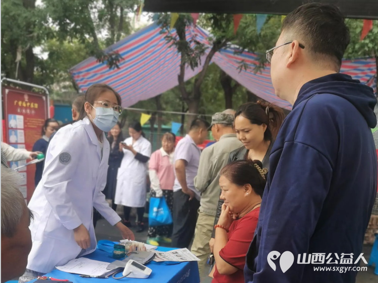 志愿服务进社区9月11日介休市敬老协会组织志愿者走进东南街道南大街社区爱心理发健康义诊服务活动 - 第15张 - 山西公益人 志愿服务进社区9月11日介休市敬老协会组织志愿者走进东南街道南大街社区爱心理发健康义诊服务活动 - 第15张