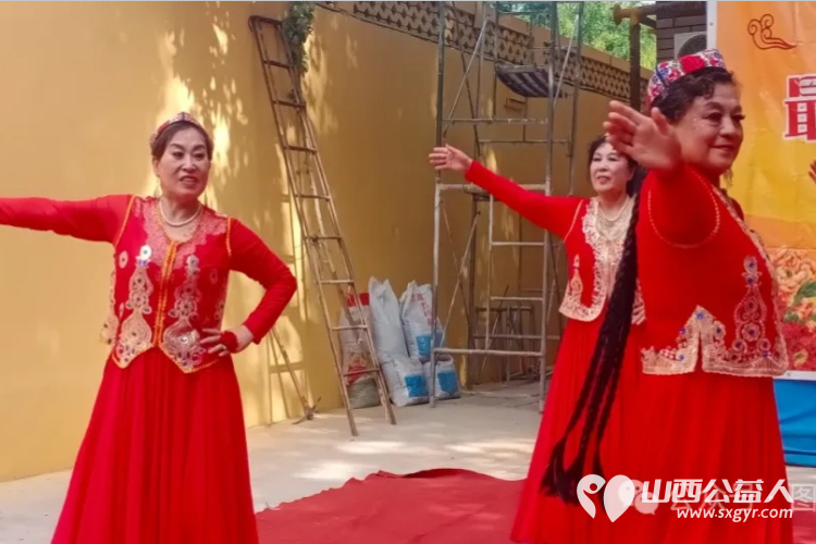 临汾文明交通志愿者协会大美合唱艺术团走进尧都区夕阳红敬老院为孤寡老人开展中秋文艺演出 - 第20张