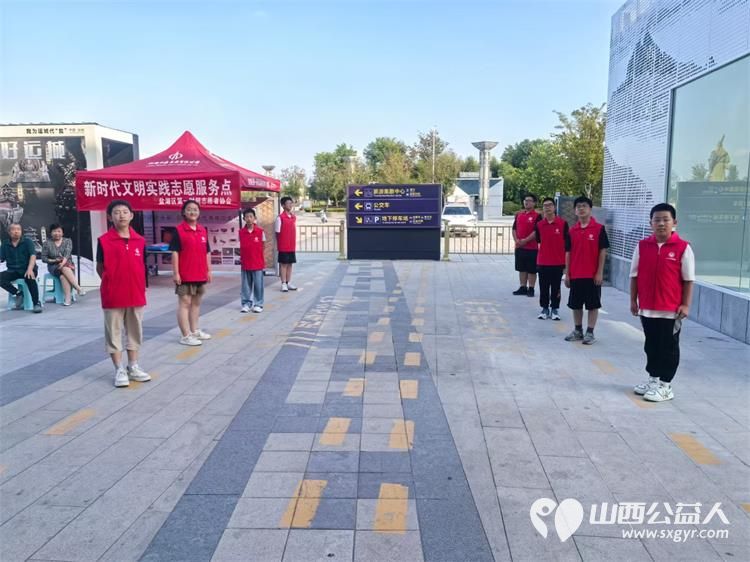运城盐湖区第一时间志愿者协会中秋节假日高铁站志愿服务活动我们阳光之家孩子积极参与 - 第1张