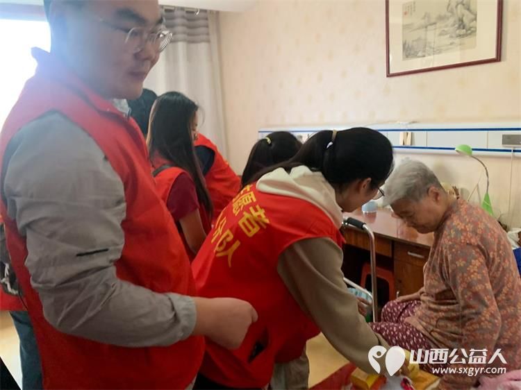 太原市志愿者小分队在中秋佳节组织志愿者去享堂老年公寓举办中秋文艺表演品尝中秋美食 - 第18张