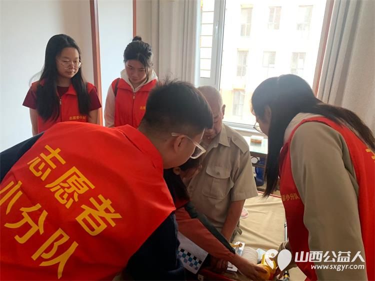 太原市志愿者小分队在中秋佳节组织志愿者去享堂老年公寓举办中秋文艺表演品尝中秋美食 - 第21张