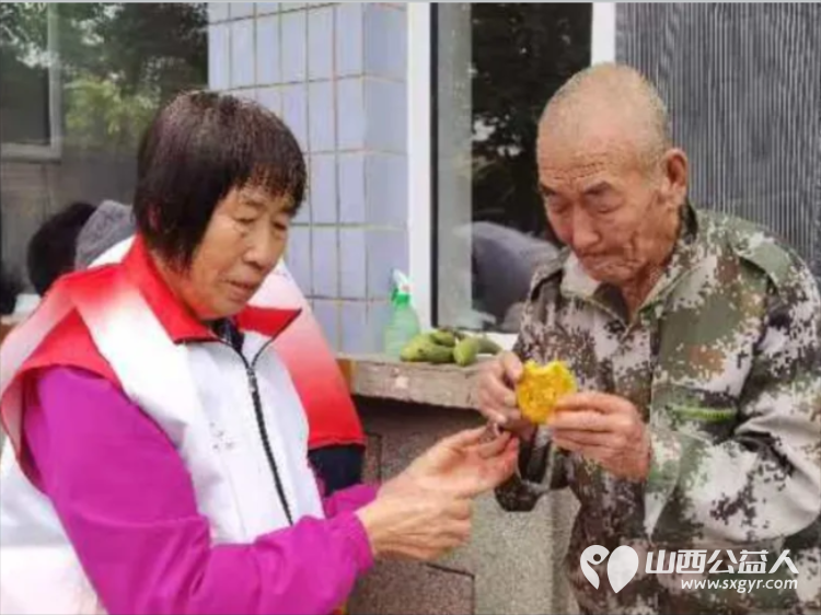 嘘寒问暖送关怀走访慰问献真情 忻州阳光爱心公益志愿者协会开展了暖心慰问孤寡老人志愿服务活动 - 第6张