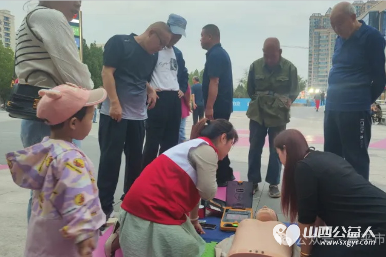 急救守护，点亮生命之光----高平市红十字会开展第25个“世界急救日”主题宣传活动 - 第18张