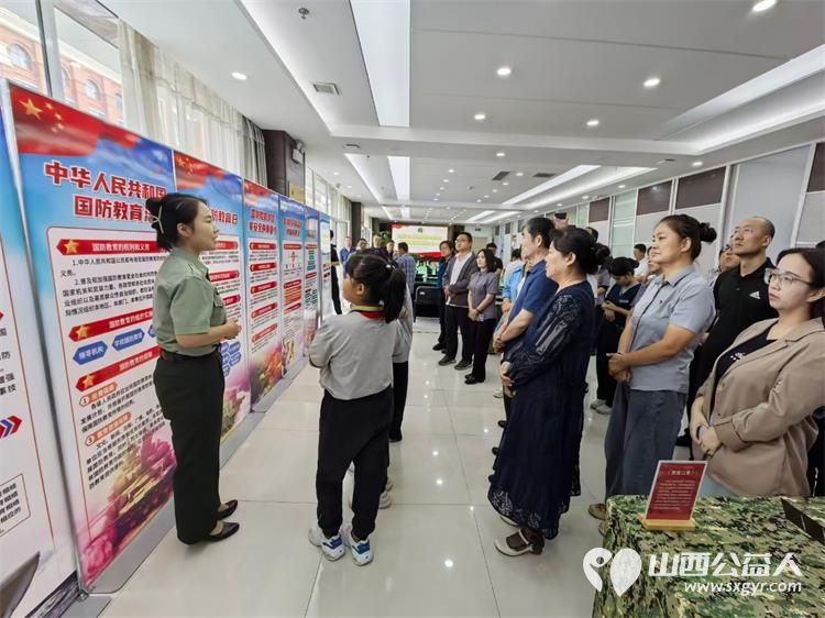 山西省省军区社区联合山西军队离退休干部休养所第二服务站共同开展了勿忘“有国弱防惨痛教训铸就强国强军钢铁长城”国防教育讲座 - 第4张 - 山西公益人 山西省省军区社区联合山西军队离退休干部休养所第二服务站共同开展了勿忘“有国弱防惨痛教训铸就强国强军钢铁长城”国防教育讲座 - 第4张