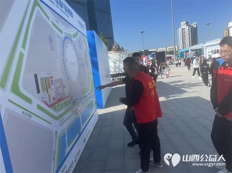 太原市志愿者小分队组织志愿者参加太原市2024年马拉松比赛志愿服务 - 第47张