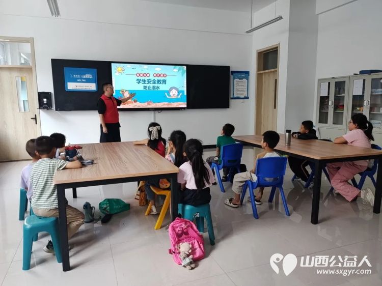 青春在行动梦想在绽放 2024年吕梁市离石区青年志愿者协会青春兴晋大学生返家乡暑期社会实践活动中的佼佼者 - 第5张