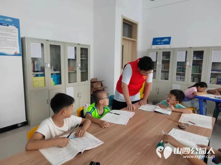 青春在行动梦想在绽放 2024年吕梁市离石区青年志愿者协会青春兴晋大学生返家乡暑期社会实践活动中的佼佼者 - 第4张