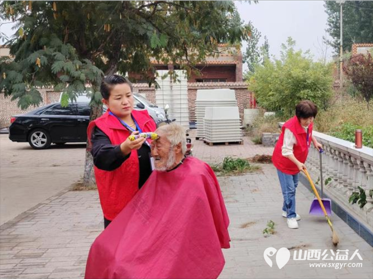 2024年9月28日介休市敬老协会孝善行之敬老爱老助老行动走进义安镇礼世村服务老人 - 第7张 - 山西公益人 2024年9月28日介休市敬老协会孝善行之敬老爱老助老行动走进义安镇礼世村服务老人 - 第7张
