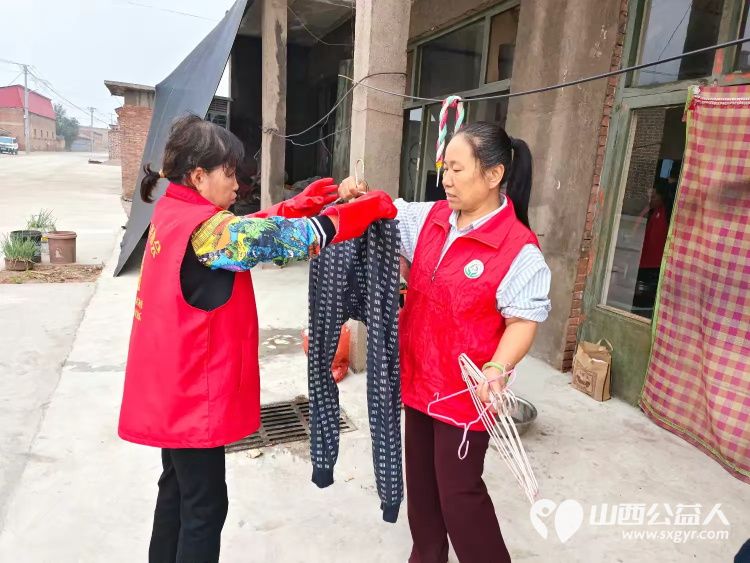 介休市敬老协会敬老爱老助老行动在义安镇礼世村入户特困老人84岁张旺山家中 - 第16张 - 山西公益人 介休市敬老协会敬老爱老助老行动在义安镇礼世村入户特困老人84岁张旺山家中 - 第16张