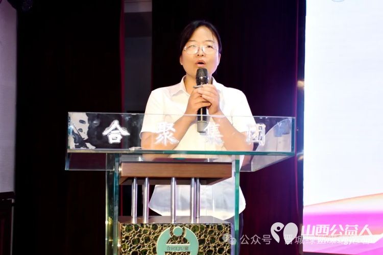 晋城市绿丝带志愿者协会联合晋城聚合心脑血管病医院在世界心脏日“服务百姓健康行动”义诊活动 - 第3张