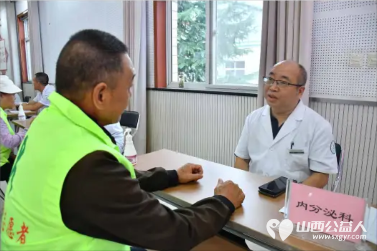 晋城市绿丝带志愿者协会联合晋城聚合心脑血管病医院在世界心脏日“服务百姓健康行动”义诊活动 - 第18张