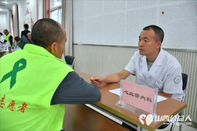 晋城市绿丝带志愿者协会联合晋城聚合心脑血管病医院在世界心脏日“服务百姓健康行动”义诊活动 - 第15张