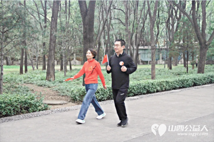 民建太原市委会举行庆祝中华人民共和国成立75周年暨2024年健步行活动 - 第11张 - 山西公益人 民建太原市委会举行庆祝中华人民共和国成立75周年暨2024年健步行活动 - 第11张